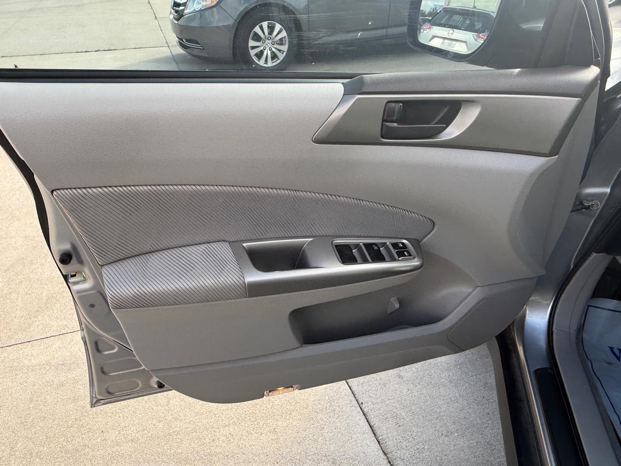 Subaru Forester 2.5XS 2010