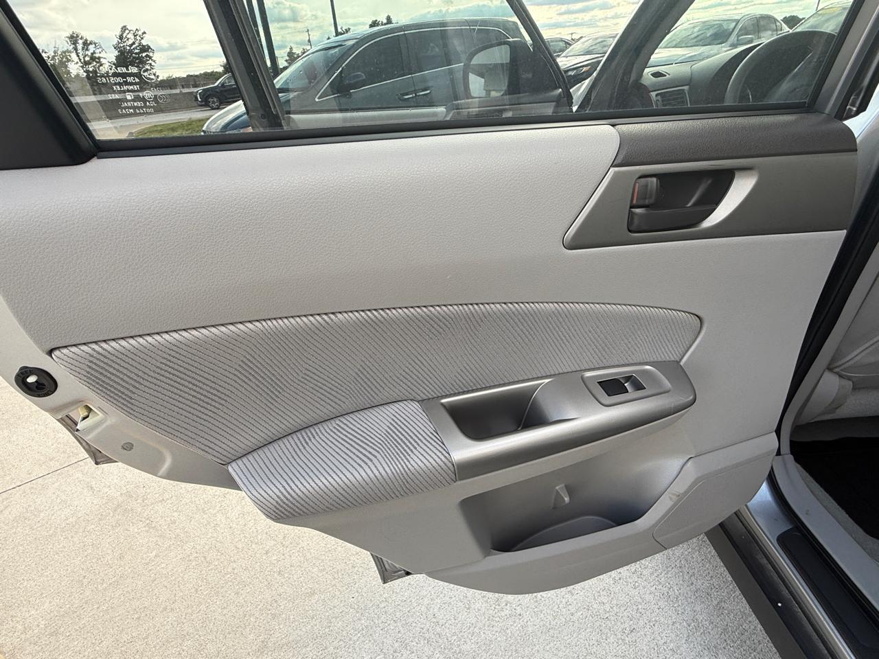Subaru Forester 2.5XS 2010