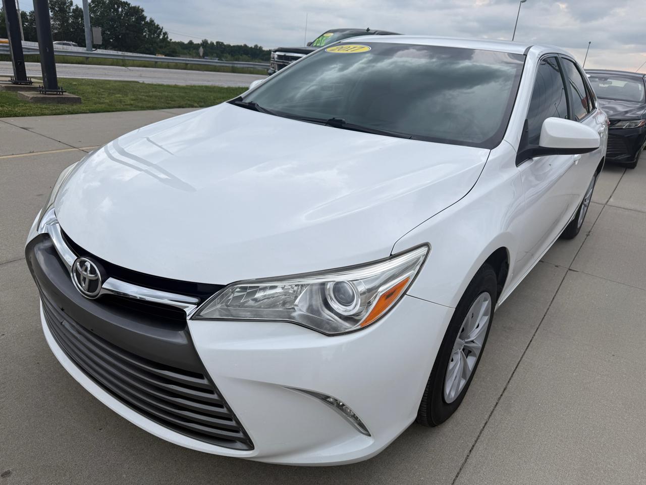 Toyota Camry SE 2017