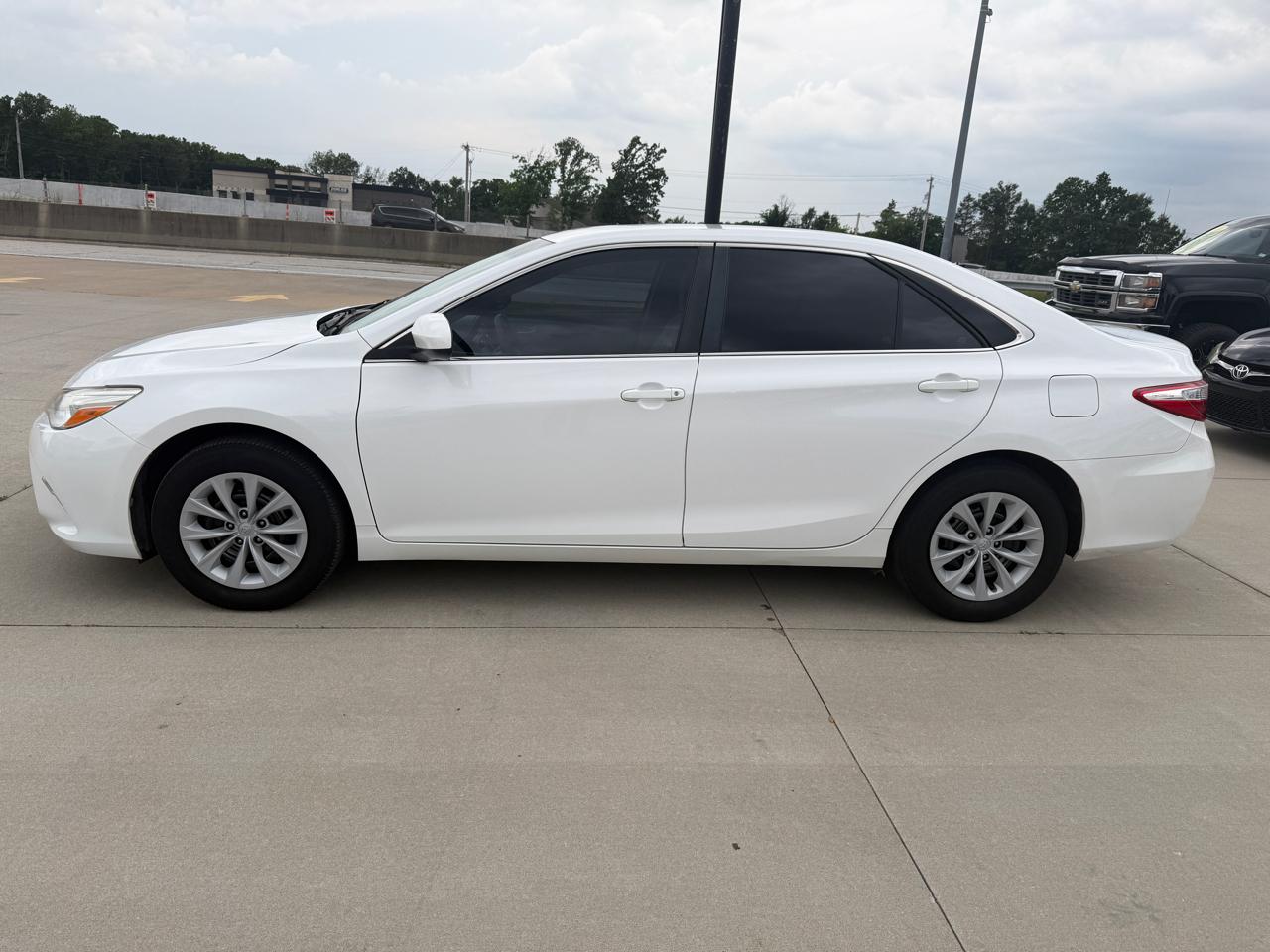 Toyota Camry SE 2017