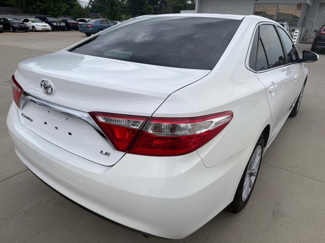 Toyota Camry SE 2017