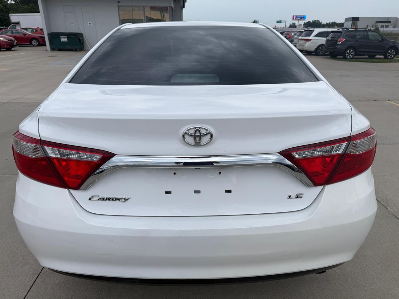 Toyota Camry SE 2017