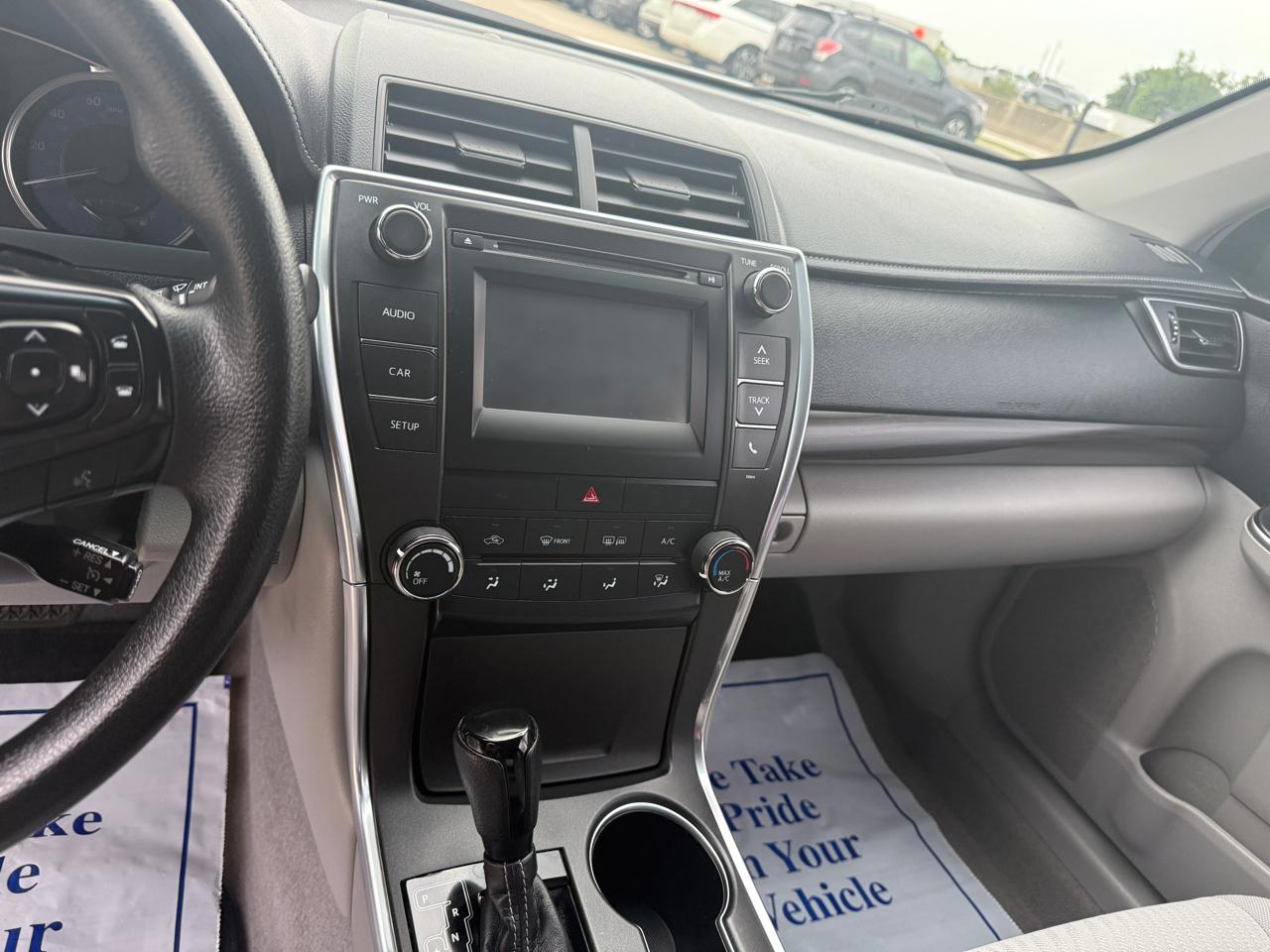Toyota Camry SE 2017