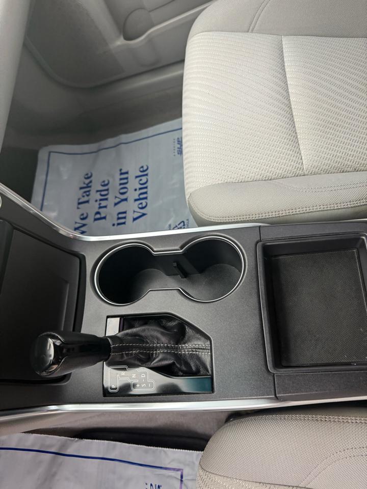 Toyota Camry SE 2017