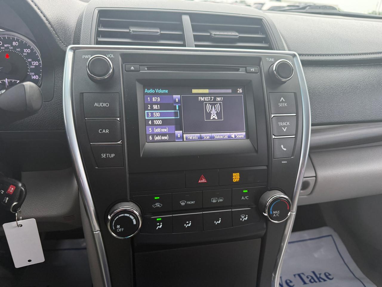 Toyota Camry SE 2017