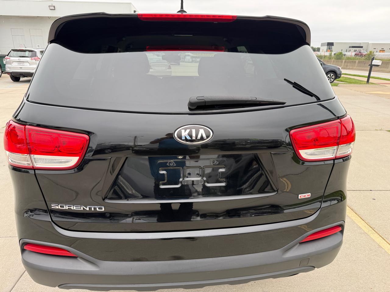 Kia Sorento LX 2WD 2016