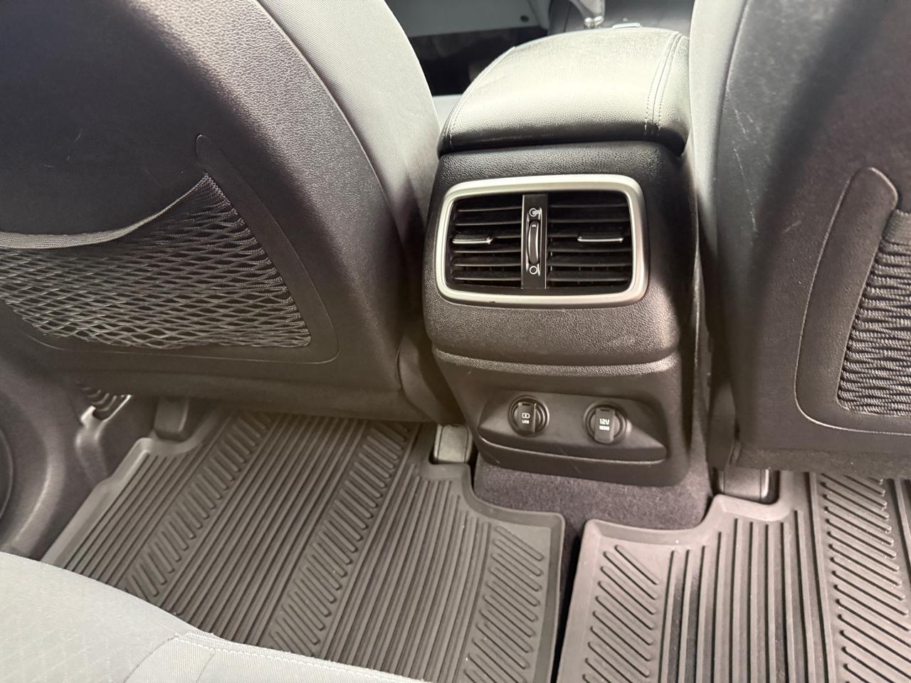 Kia Sorento LX 2WD 2016
