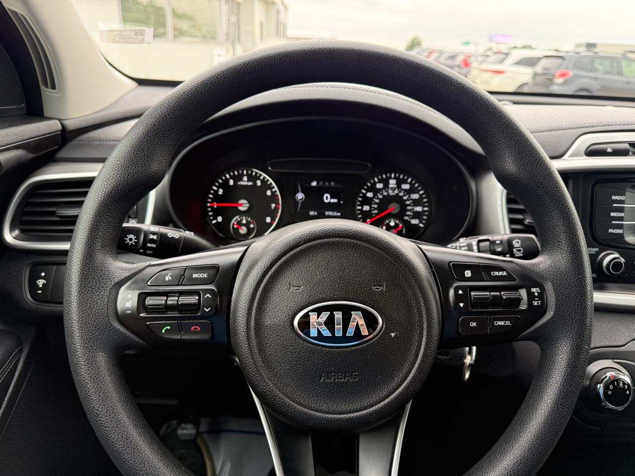 Kia Sorento LX 2WD 2016