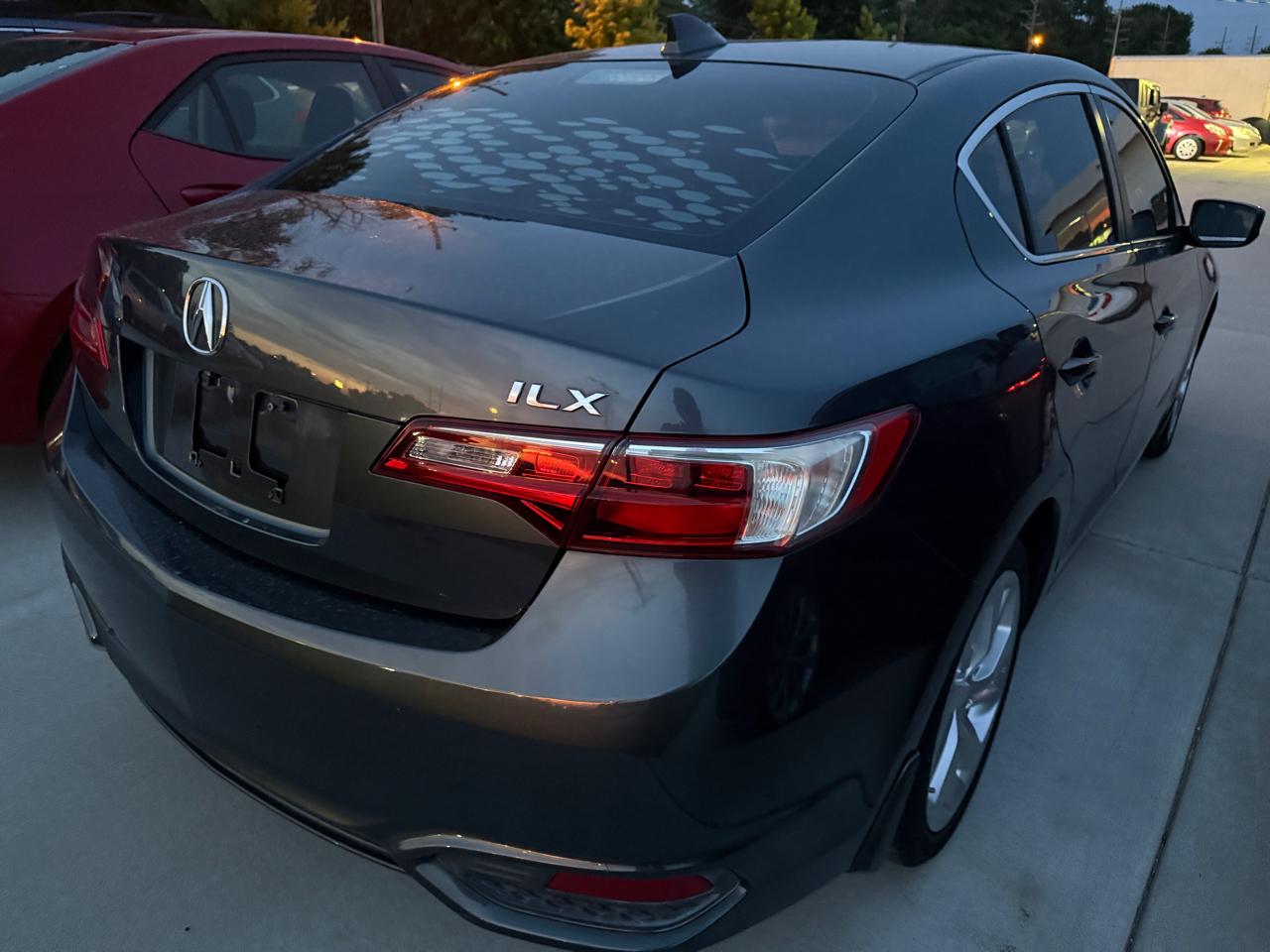 Acura ILX 8-Spd AT 2016