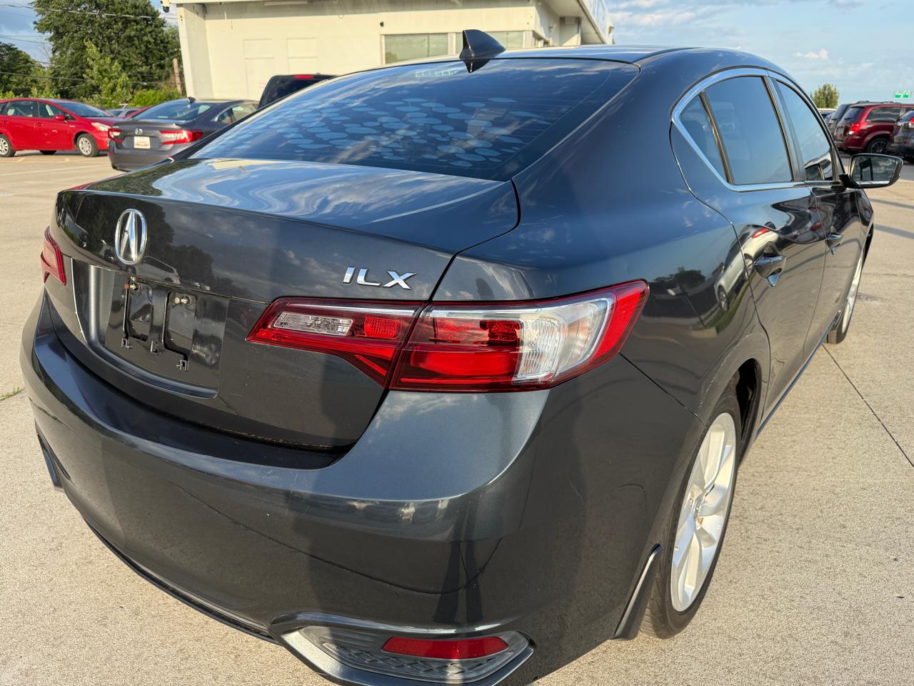 Acura ILX 8-Spd AT 2016