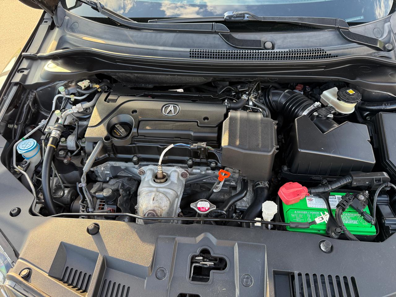 Acura ILX 8-Spd AT 2016