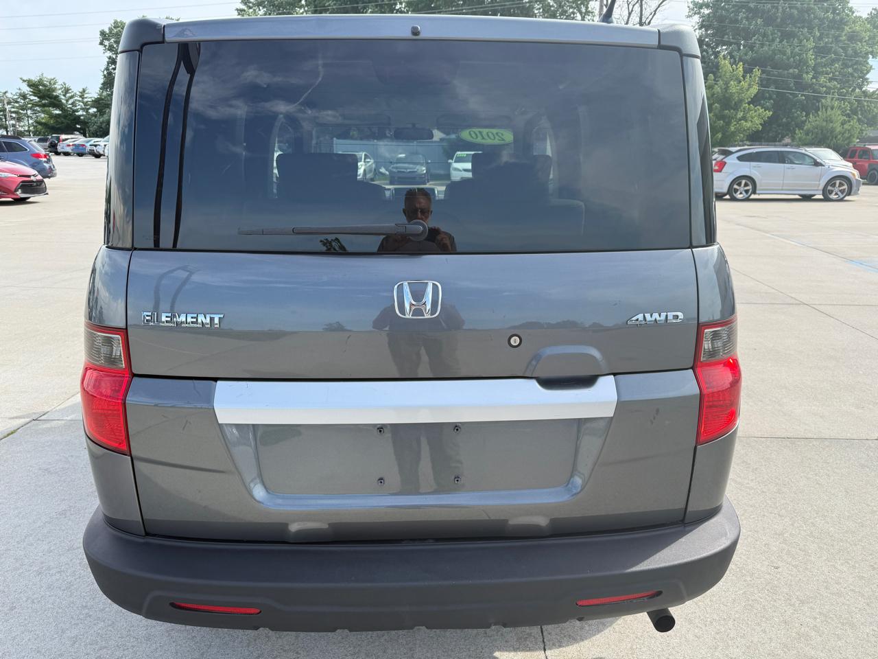 Honda Element LX 4WD AT 2010
