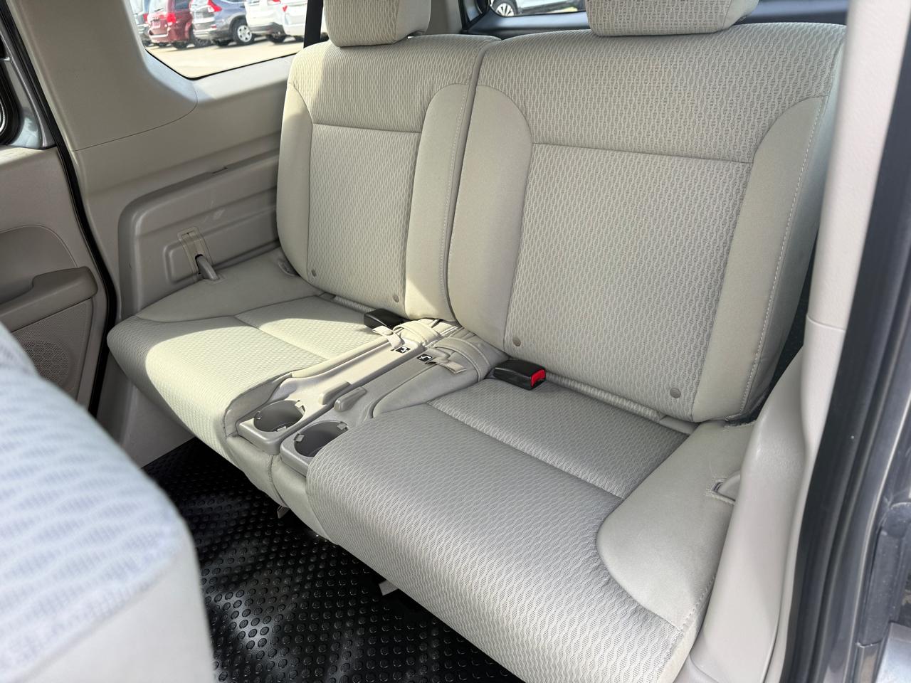 Honda Element LX 4WD AT 2010