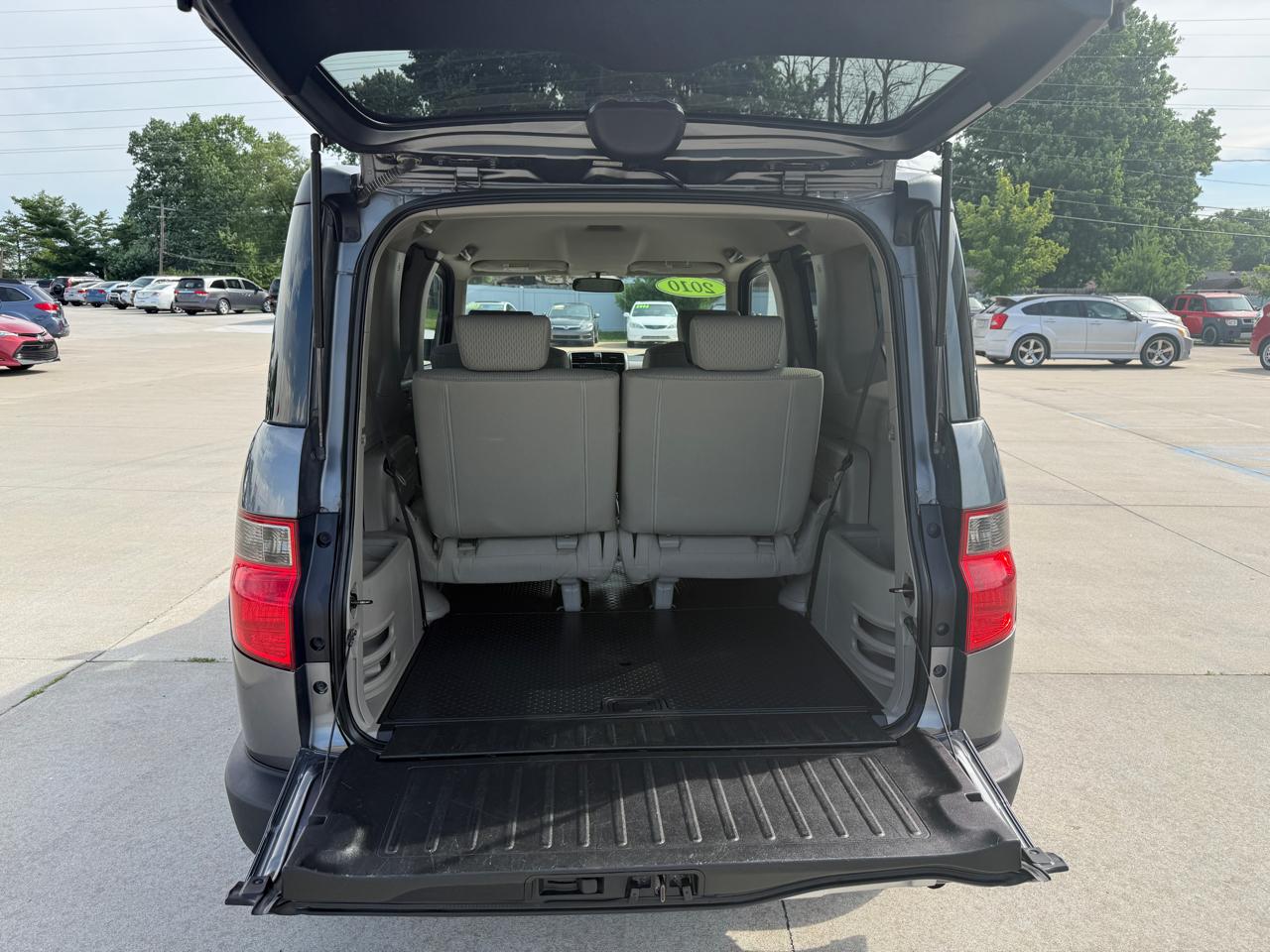 Honda Element LX 4WD AT 2010