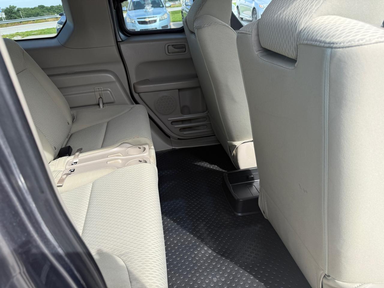 Honda Element LX 4WD AT 2010
