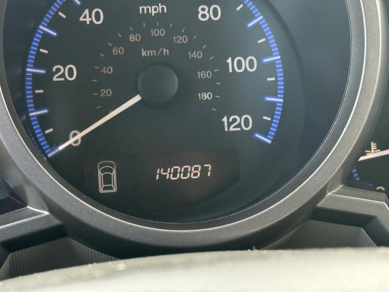Honda Element LX 4WD AT 2010