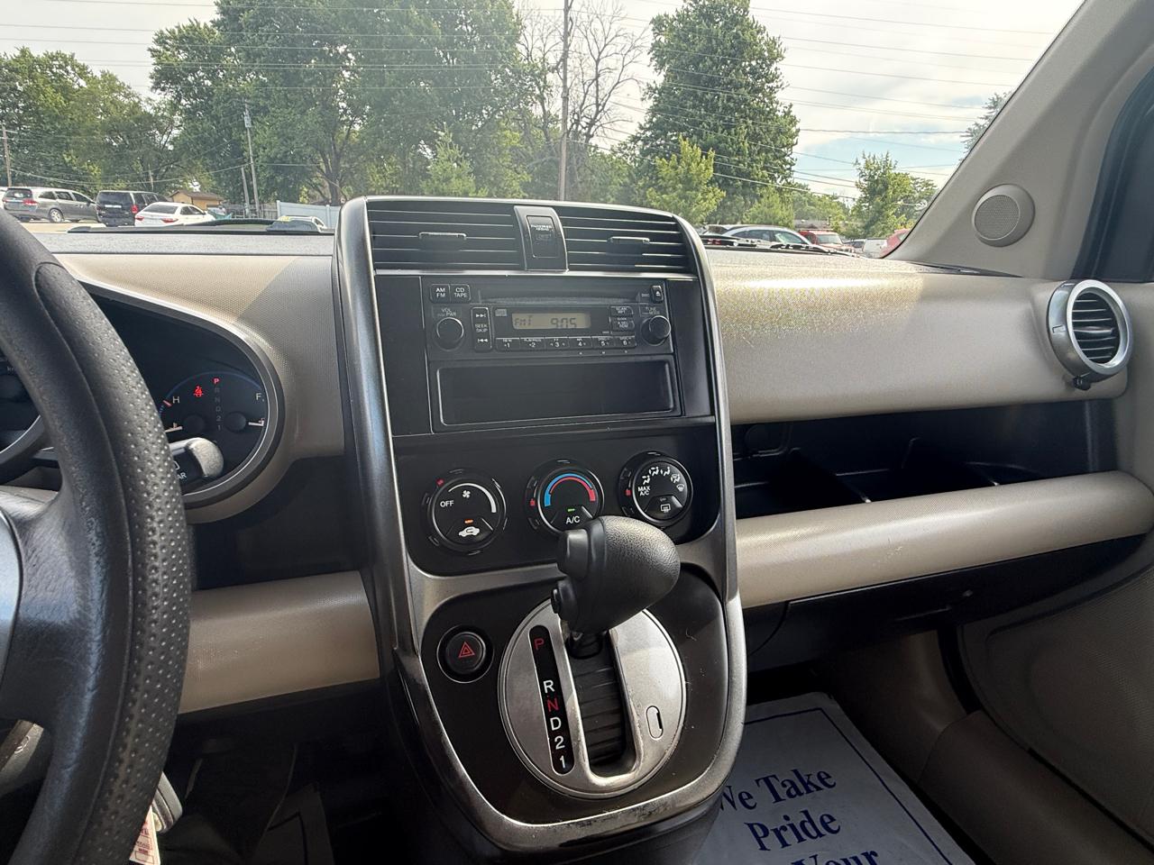 Honda Element LX 4WD AT 2010
