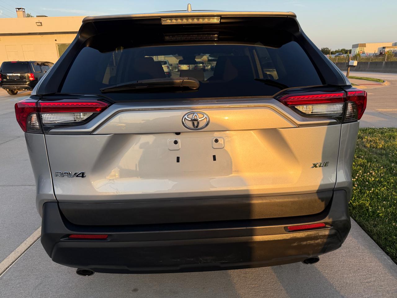 Toyota RAV4 XLE 2020