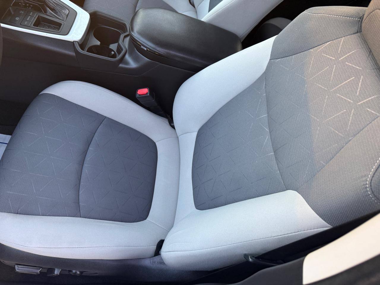 Toyota RAV4 XLE 2020