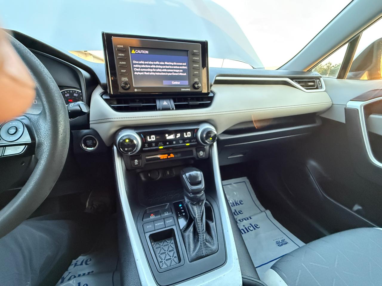 Toyota RAV4 XLE 2020