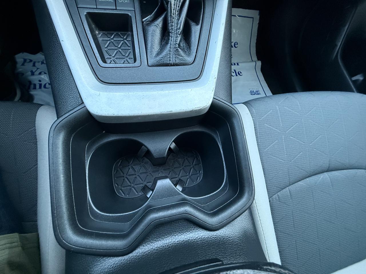 Toyota RAV4 XLE 2020