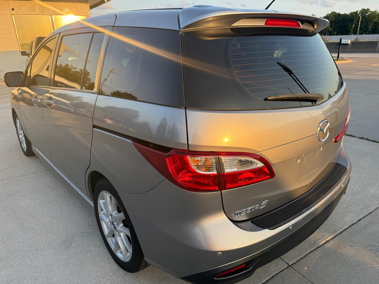Mazda MAZDA5 Grand Touring 2015