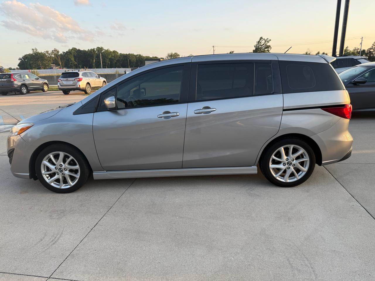 Mazda MAZDA5 Grand Touring 2015