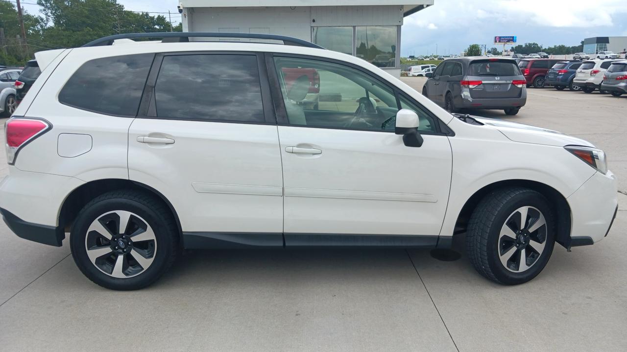 Subaru Forester 2.5i Premium PZEV CVT 2018