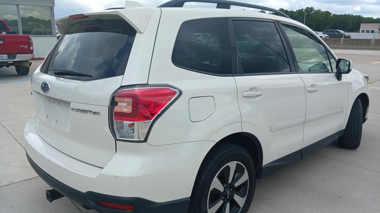 Subaru Forester 2.5i Premium PZEV CVT 2018