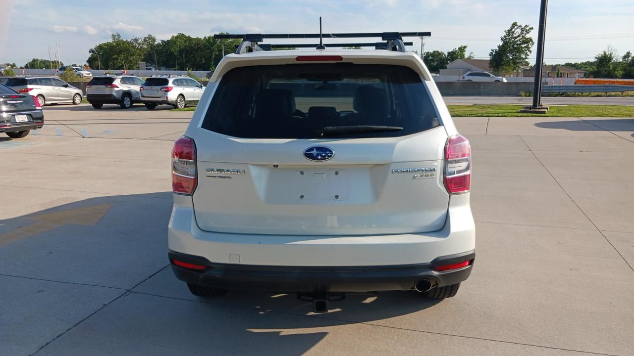 Subaru Forester 2.5i Limited 2014