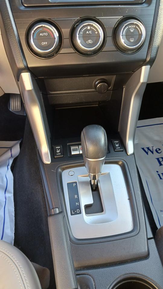 Subaru Forester 2.5i Limited 2014