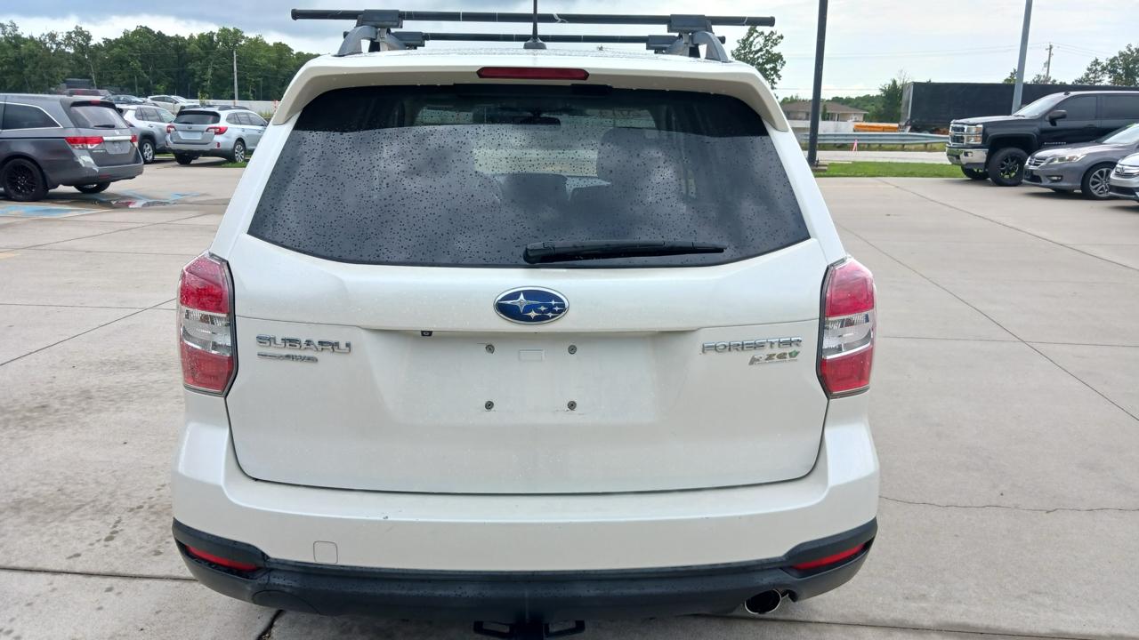 Subaru Forester 2.5i Limited 2014
