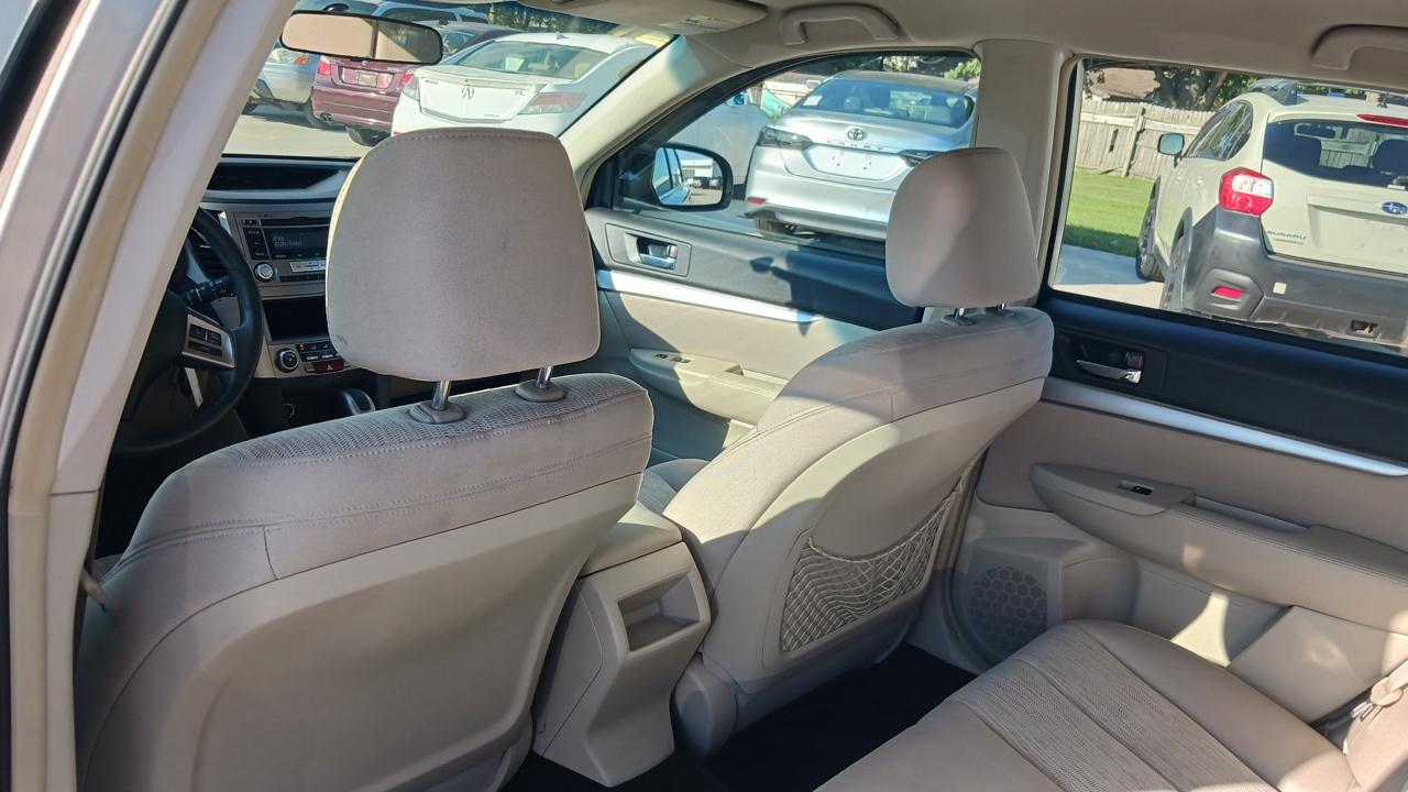 Subaru Outback 2.5i 2014