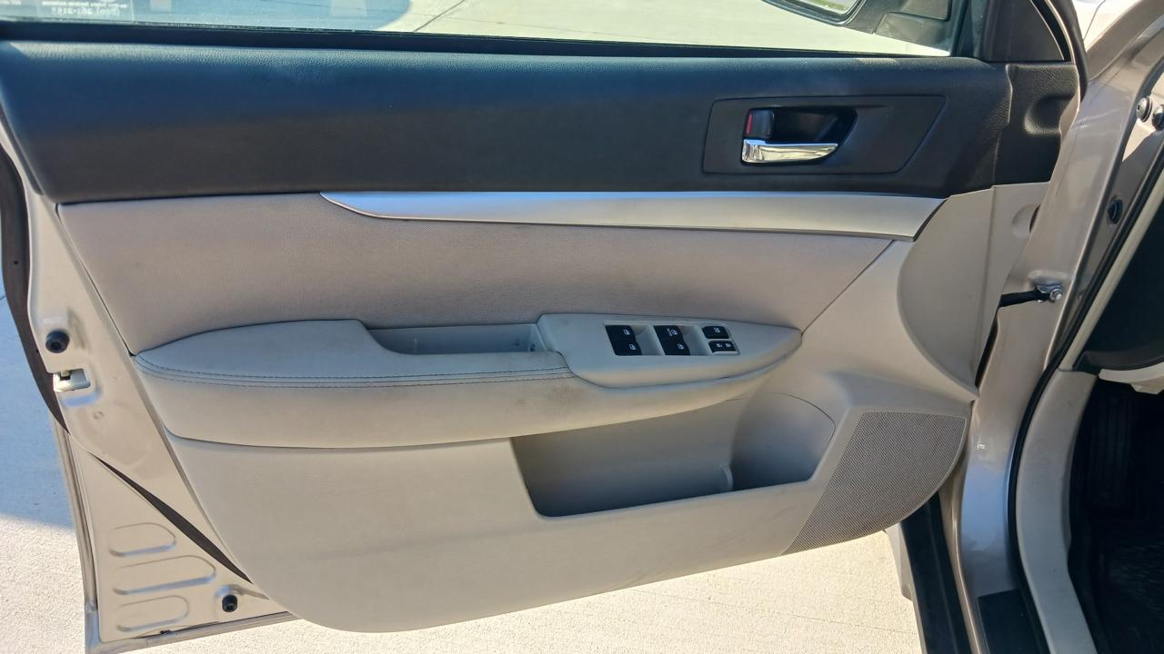 Subaru Outback 2.5i 2014
