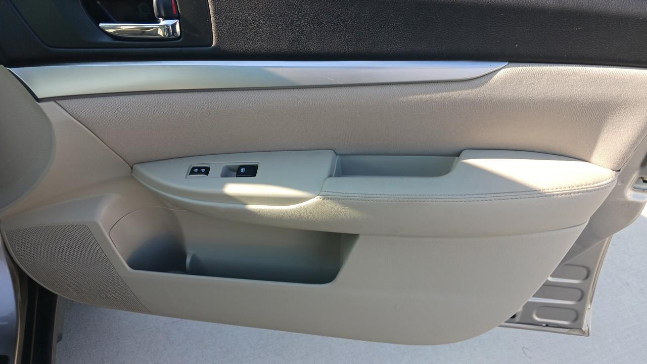 Subaru Outback 2.5i 2014