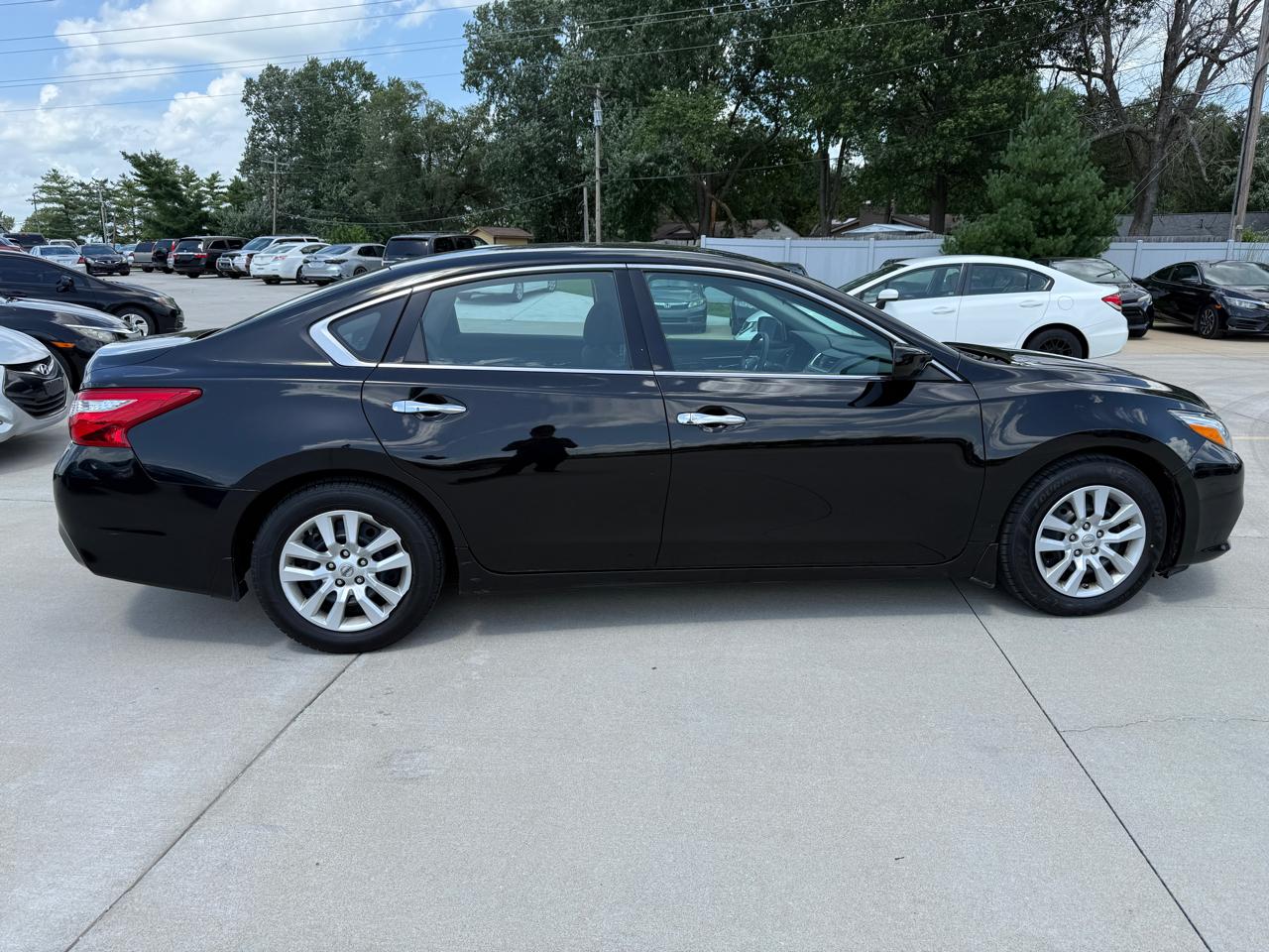 Nissan Altima 2.5 SR 2016