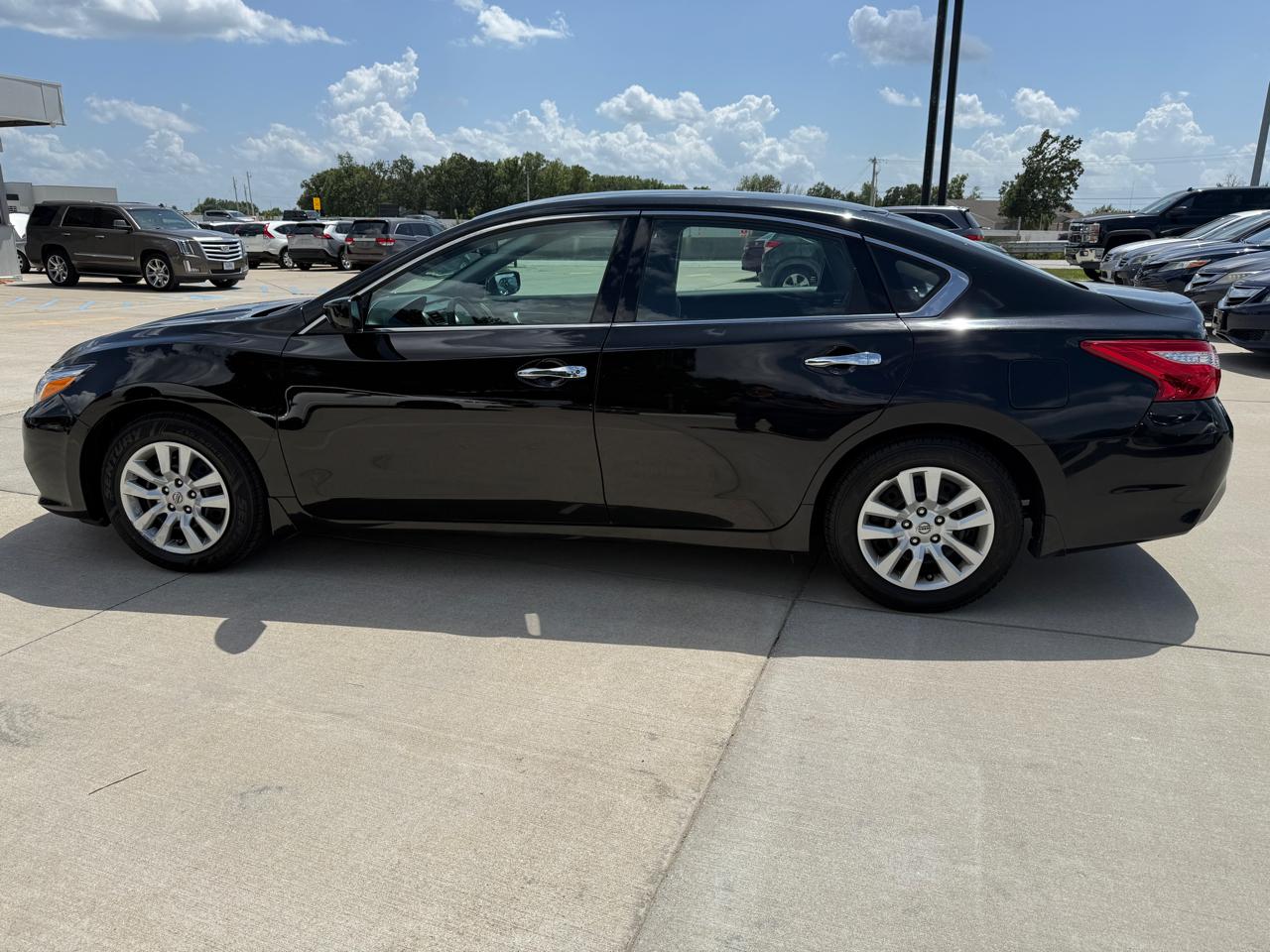 Nissan Altima 2.5 SR 2016