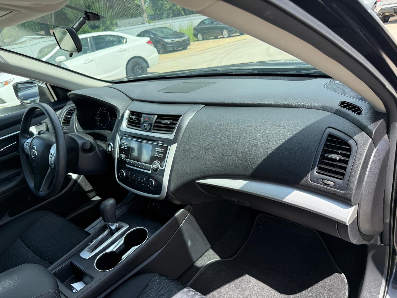 Nissan Altima 2.5 SR 2016