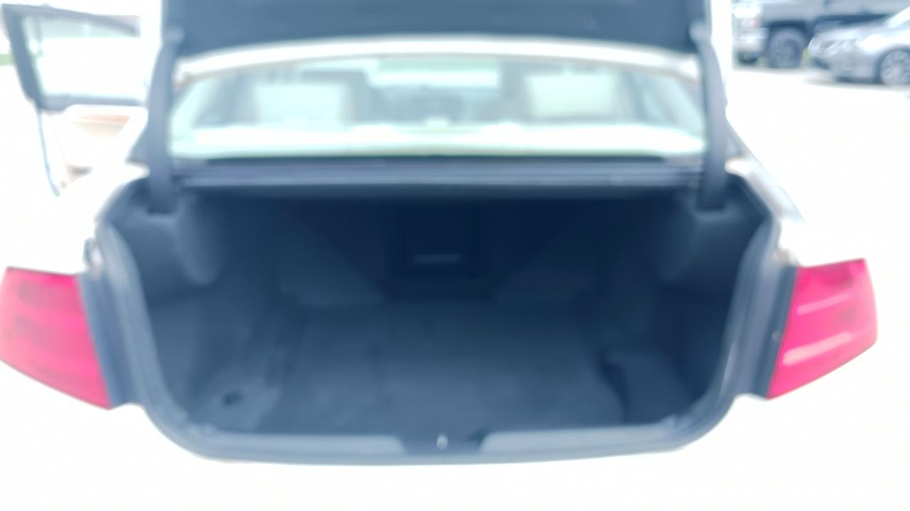 Acura TL 5-Speed AT 2006