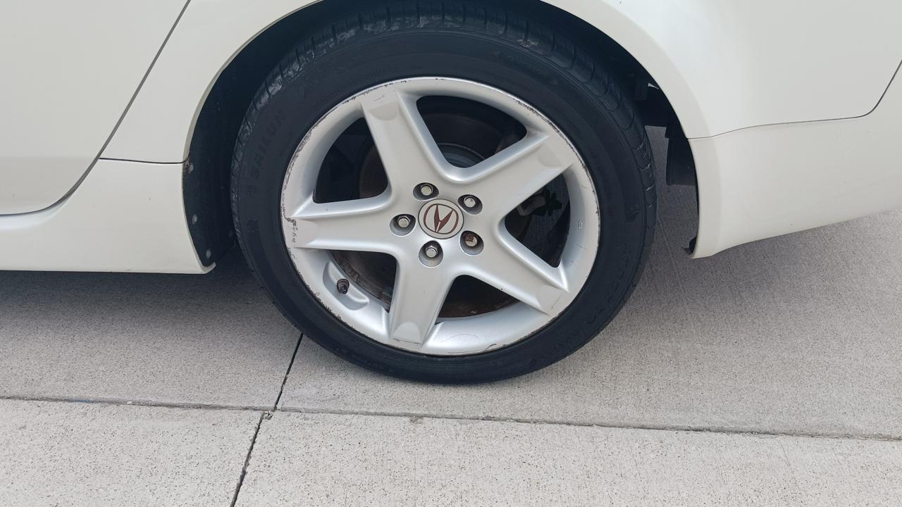 Acura TL 5-Speed AT 2006
