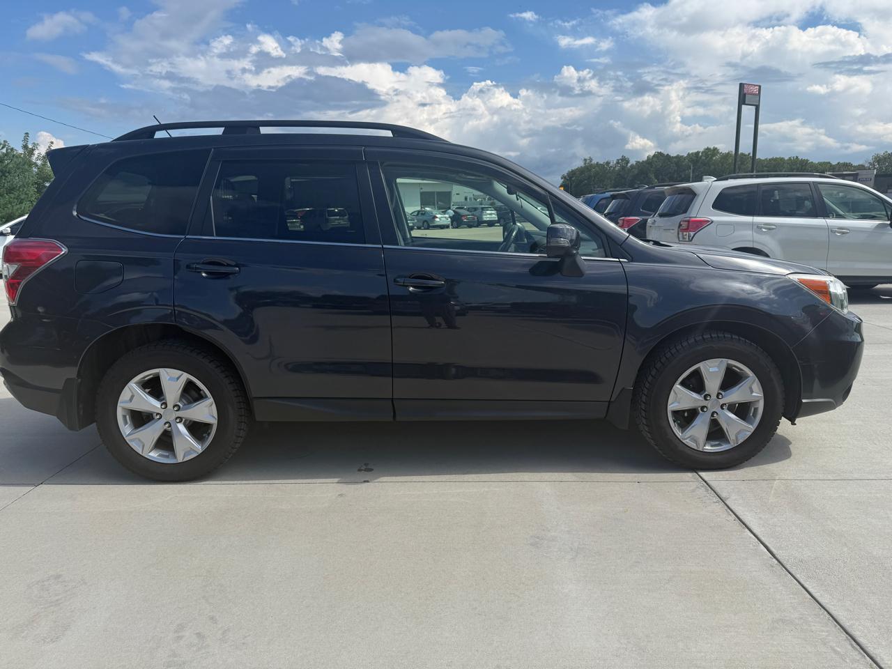 Subaru Forester 2.5i Touring 2014