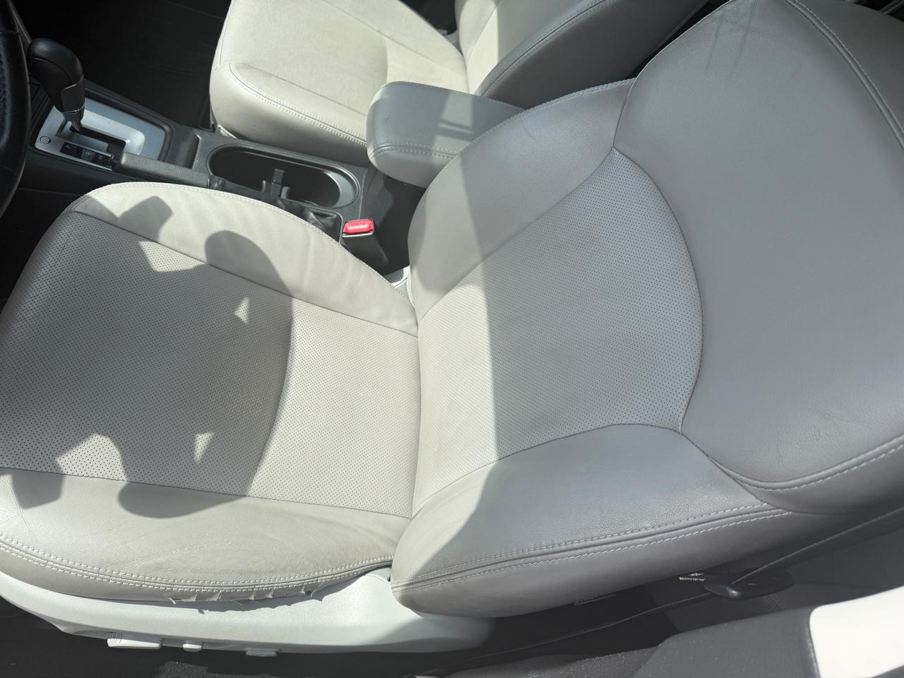 Subaru Forester 2.5i Touring 2014