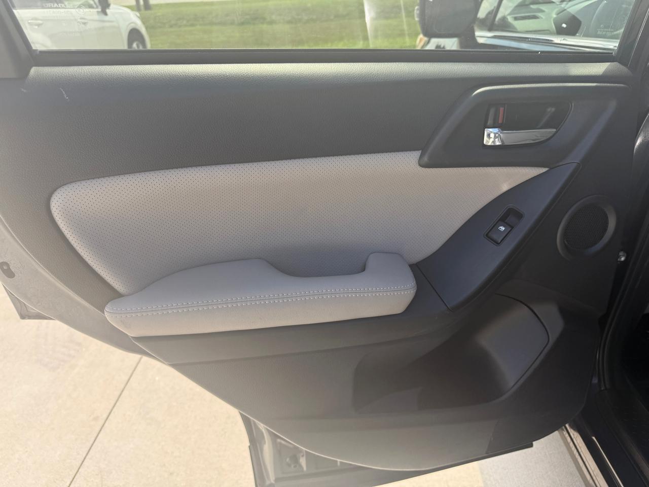 Subaru Forester 2.5i Touring 2014