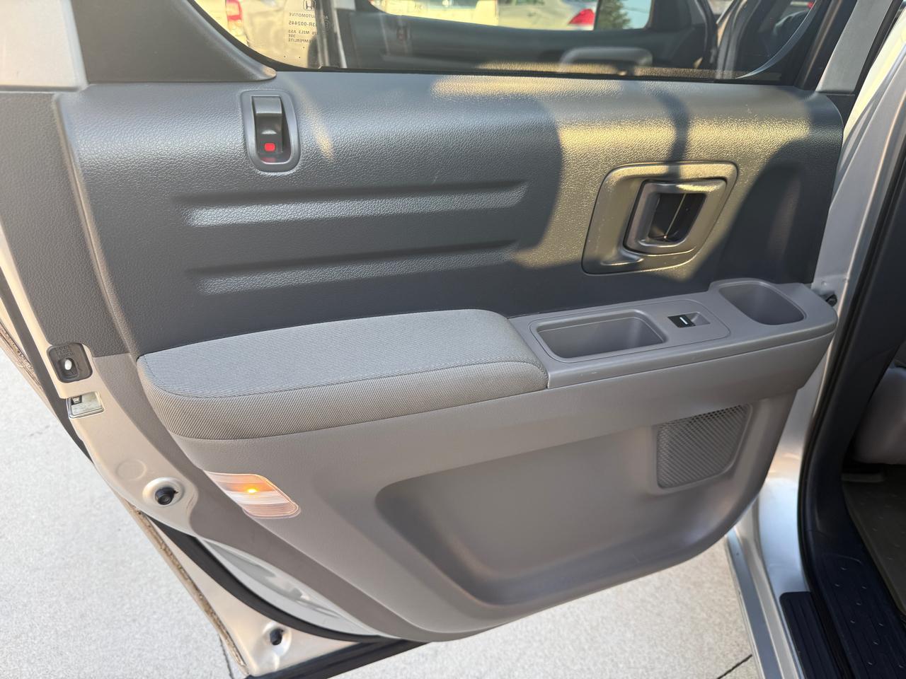 Honda Ridgeline RTS 2012