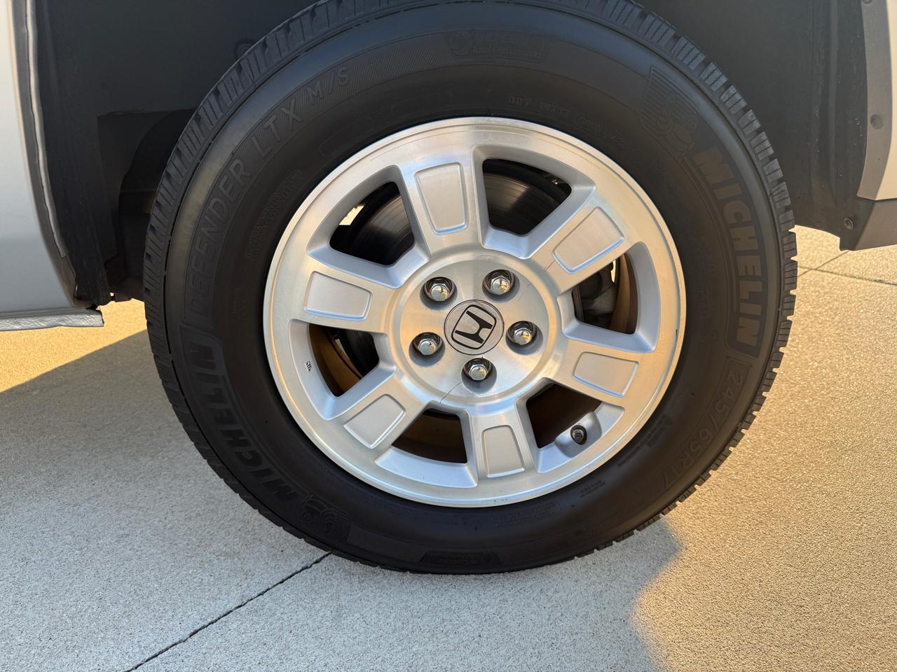 Honda Ridgeline RTS 2012