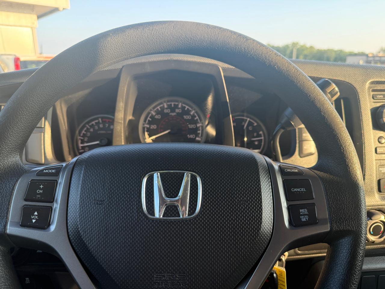 Honda Ridgeline RTS 2012