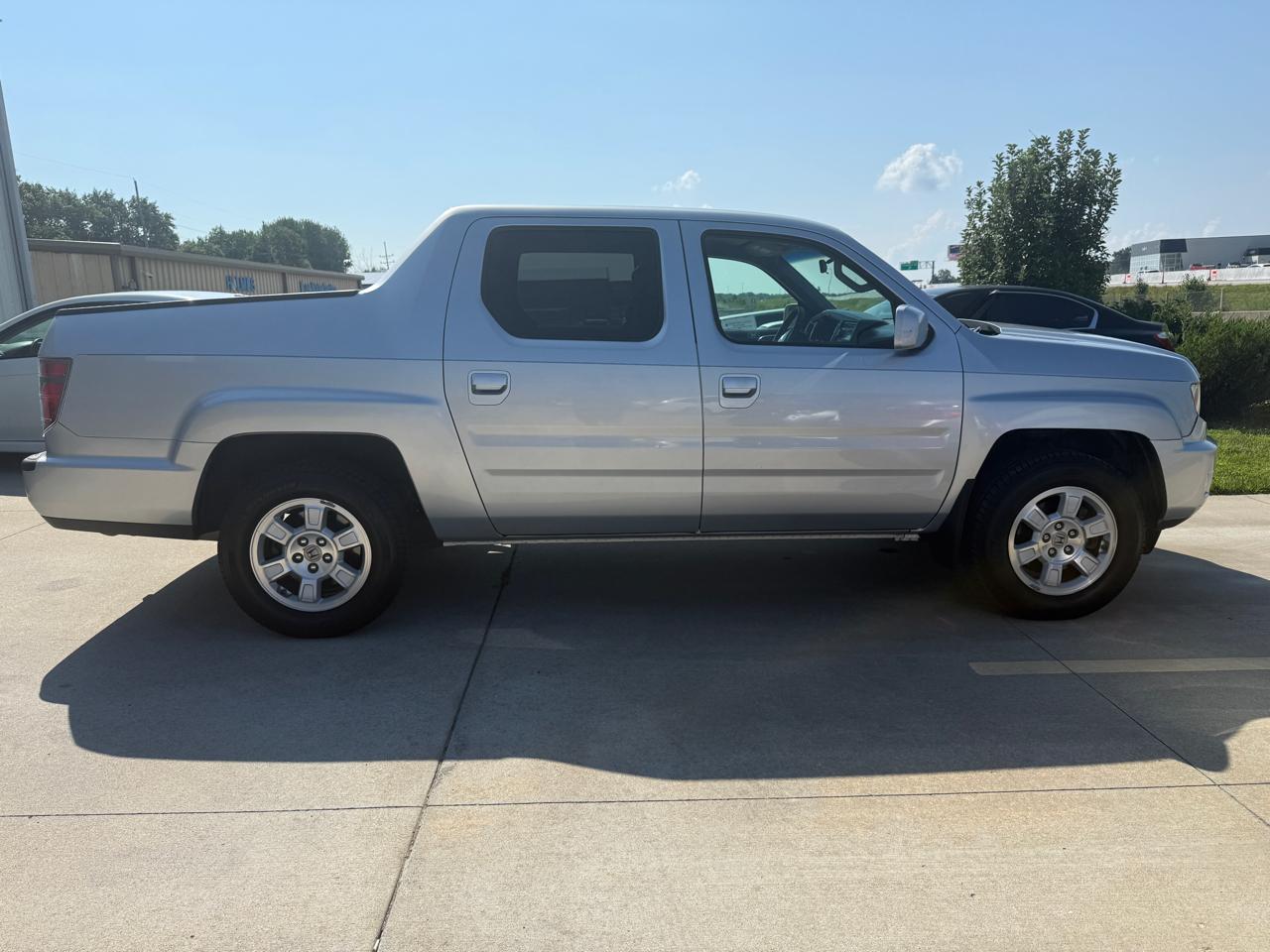 Honda Ridgeline RTS 2012