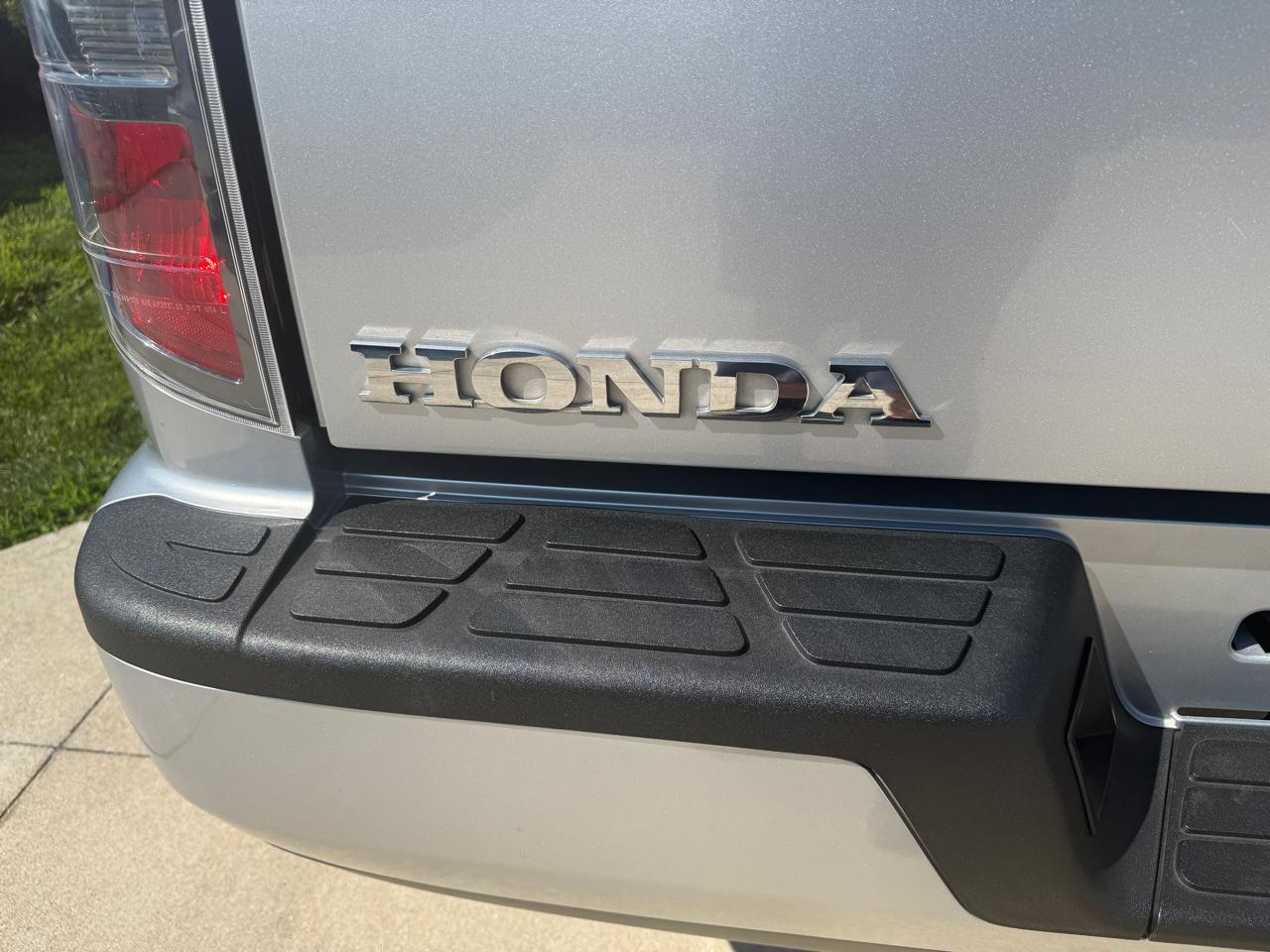 Honda Ridgeline RTS 2012