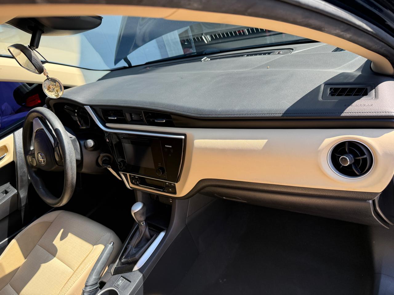 Toyota Corolla LE CVT 2017