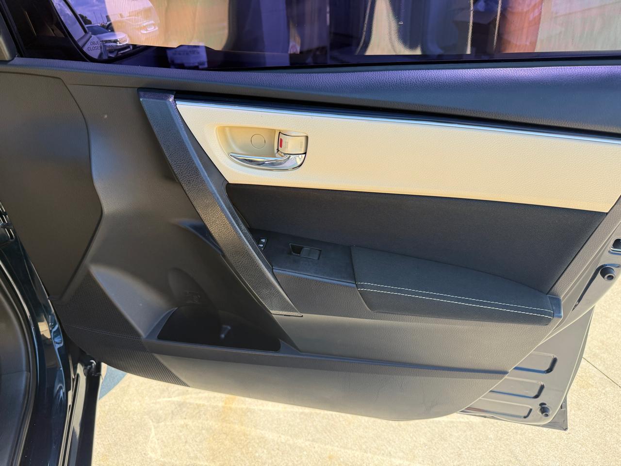 Toyota Corolla LE CVT 2017